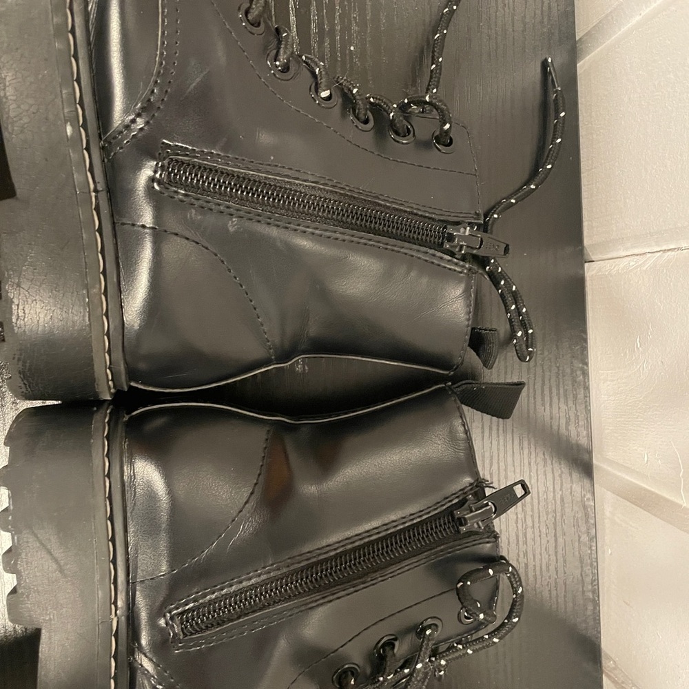 H&M Shiny Black Kids Boots size 12 combat style with side zippers - Picture 3 of 5